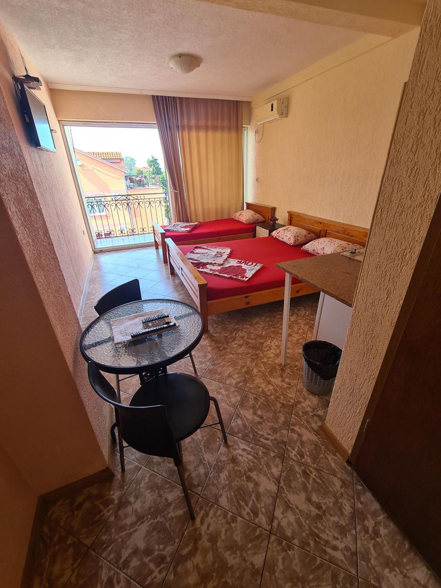 Apartments Bulatovic Bar Oda fotoğraf